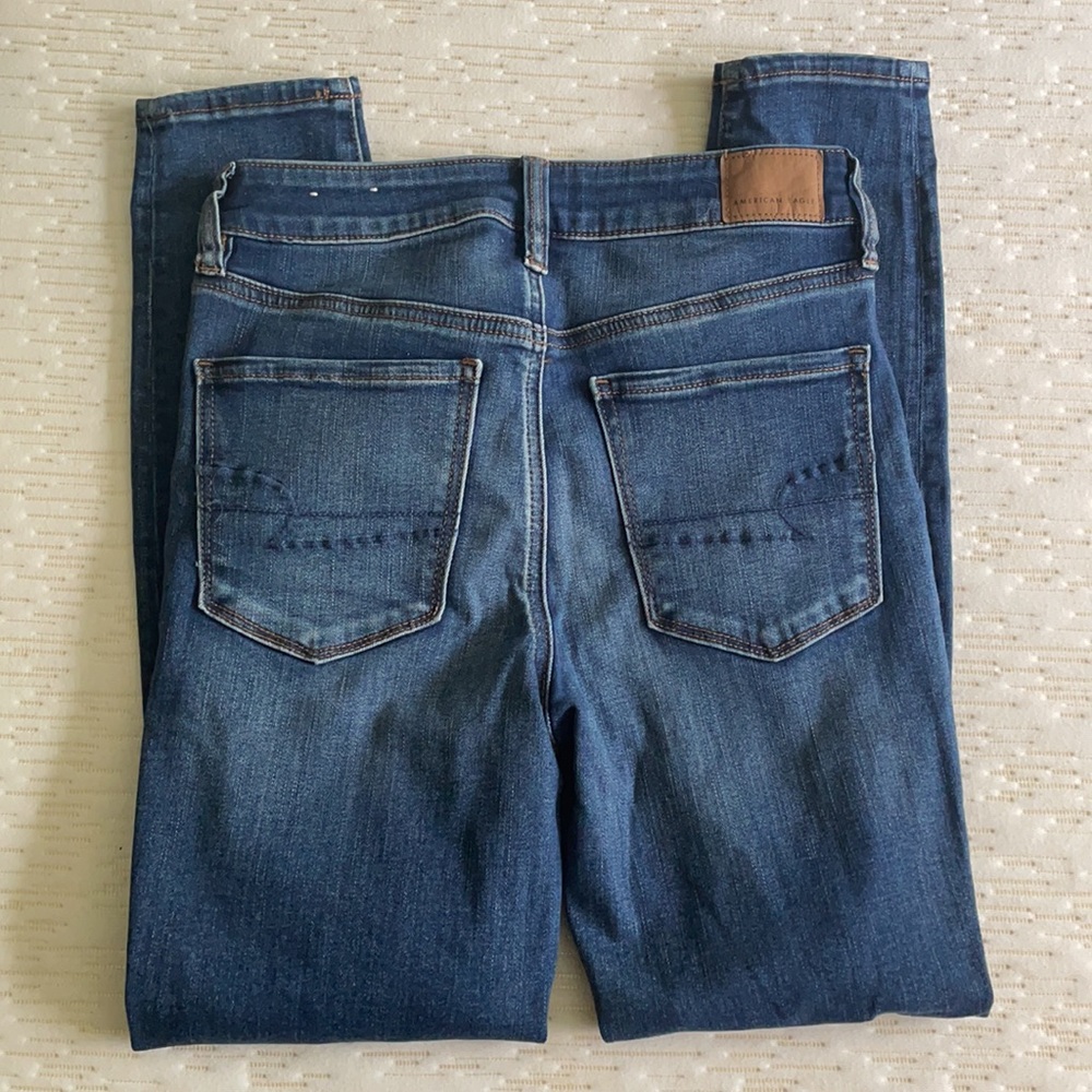 Hi-Rise Short Ripped Jeggings - Picture 6 of 6